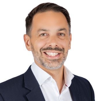 Portrait of Alex Thorpe, REALTOR®.